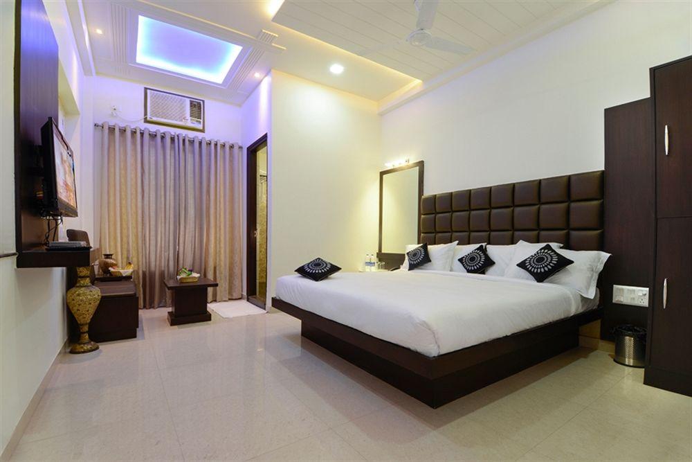 Madhushrie Agra (Uttar Pradesh)