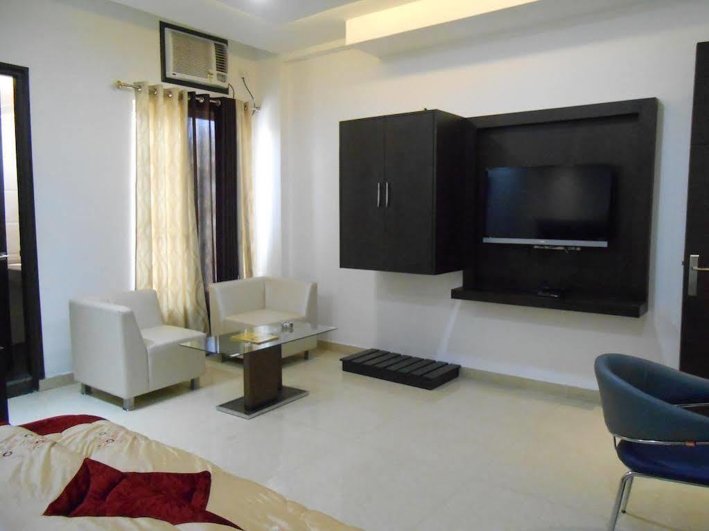 Hotel Madhushrie